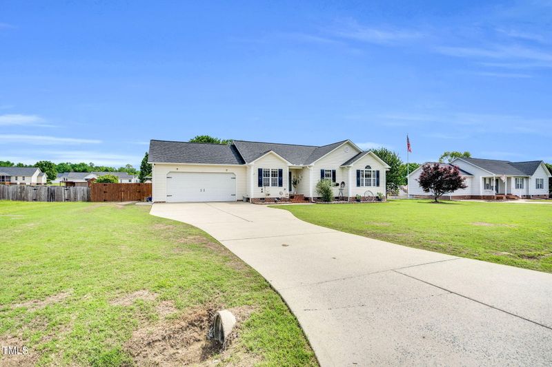 182 Jesse Dr, Smithfield, NC 27577