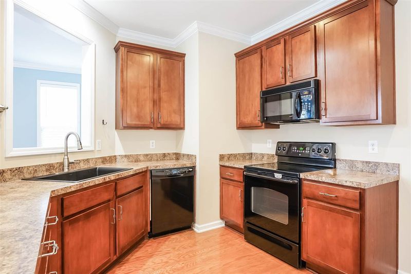 182 Plott Hound Dr, Clayton, NC 27520