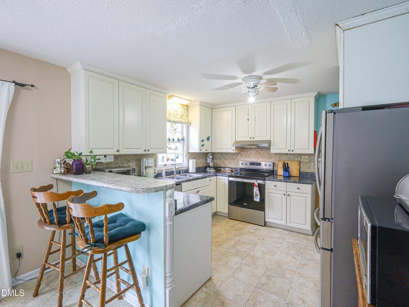 182 Scotts Ln, Angier, NC 27501