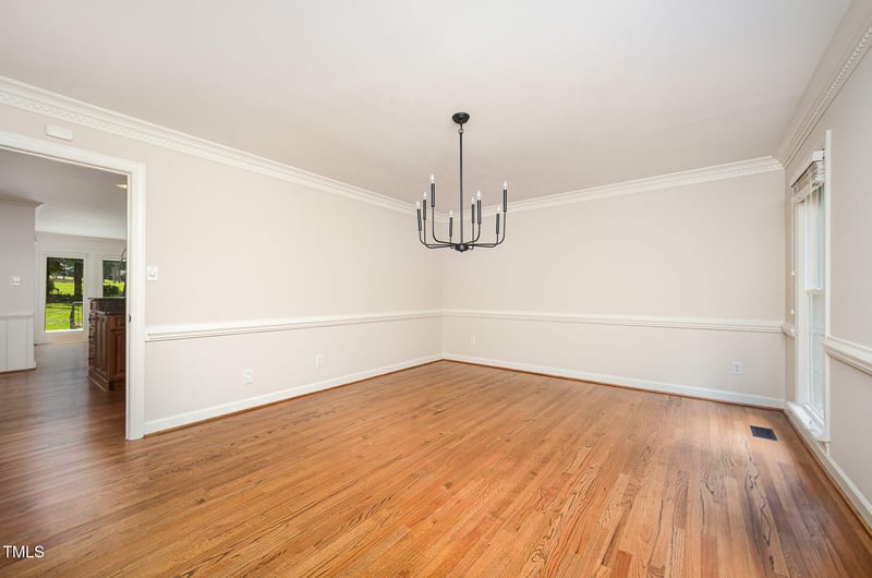 1820 Hunting Ridge Rd, Raleigh, NC 27615