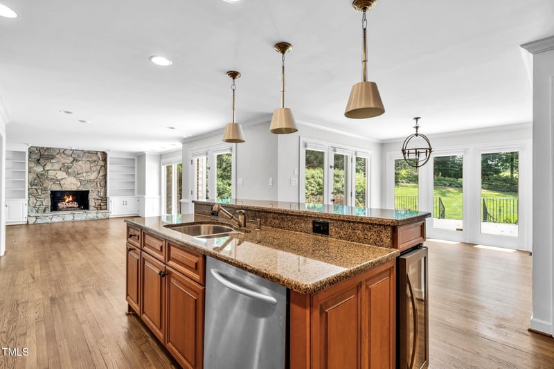 1820 Hunting Ridge Rd, Raleigh, NC 27615