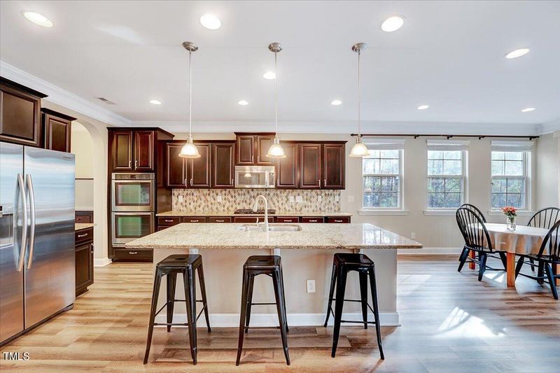 1820 Morehead Hill Ct, Durham, NC 27703
