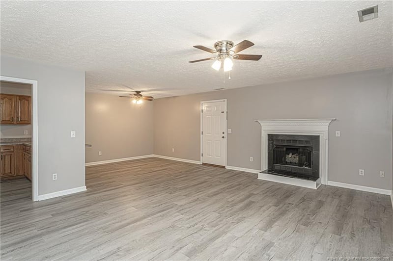 1820 Sardonyx Rd, Fayetteville, NC 28303