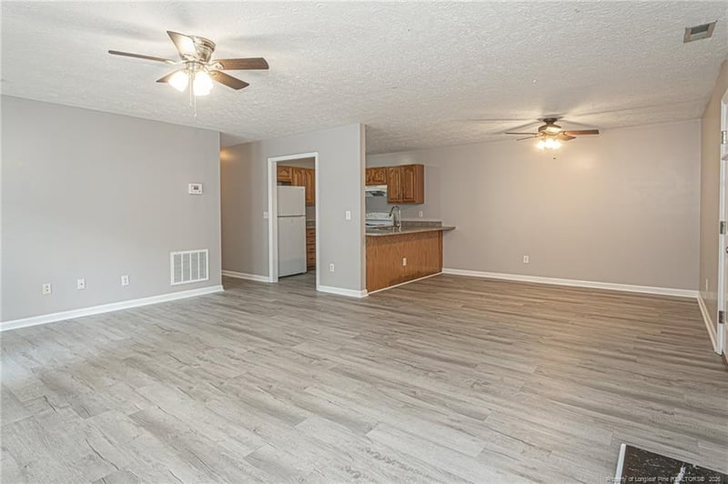 1820 Sardonyx Rd, Fayetteville, NC 28303