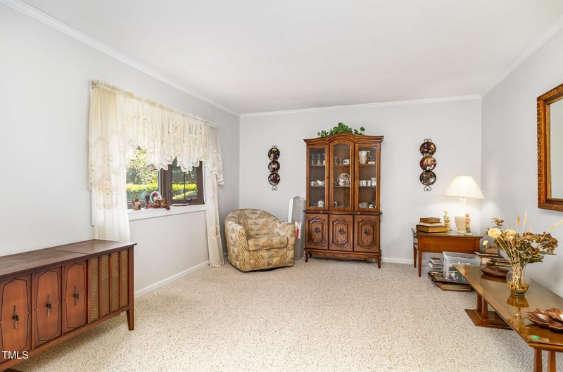 1821 Hideaway Ln, Durham, NC 27712