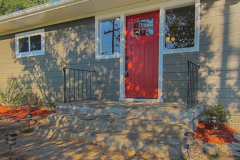 1821 James St, Durham, NC 27707