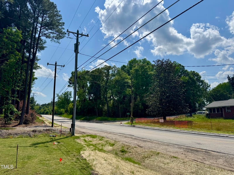 1821 Mineral Springs Rd, Durham, NC 27703