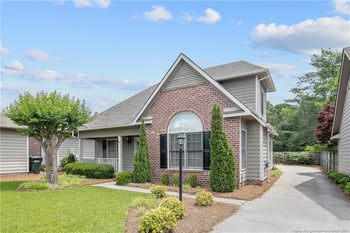 1821 Stetson Ln, Fayetteville, NC 28304