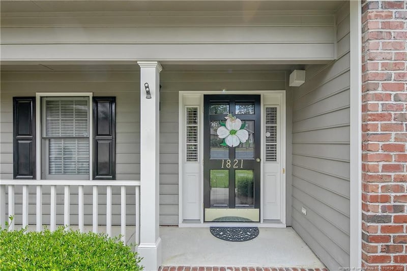 1821 Stetson Ln, Fayetteville, NC 28304