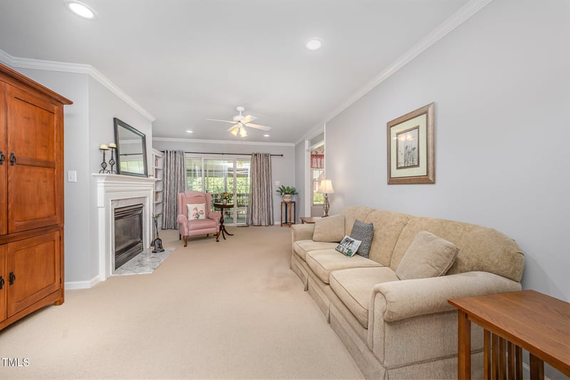 1822 Atterbury Ln, Durham, NC 27712