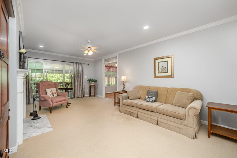 1822 Atterbury Ln, Durham, NC 27712