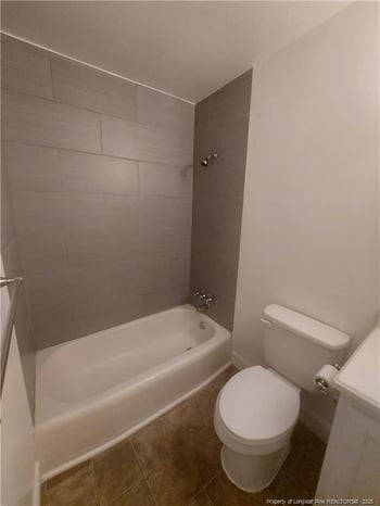 1822 Camelot Dr, Fayetteville, NC 28304