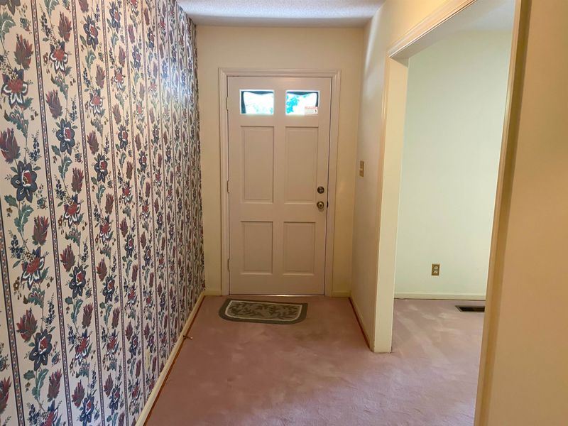 1822 Chandellay Dr, Durham, NC 27705