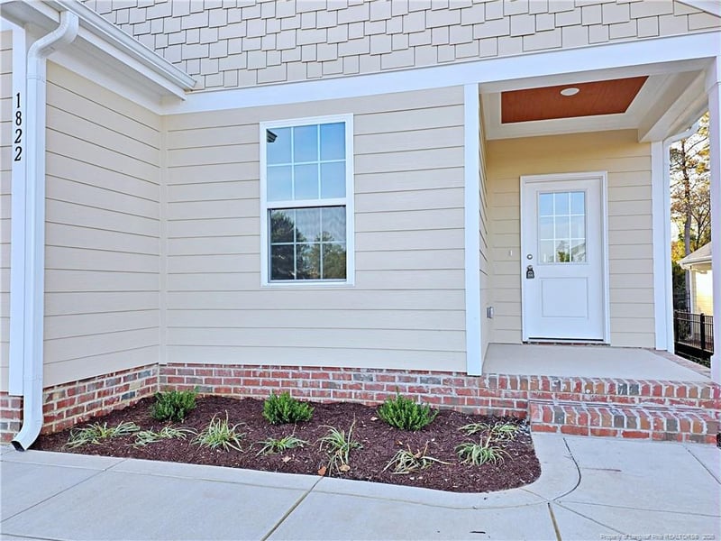 1822 Fordham Dr, Fayetteville, NC 28304