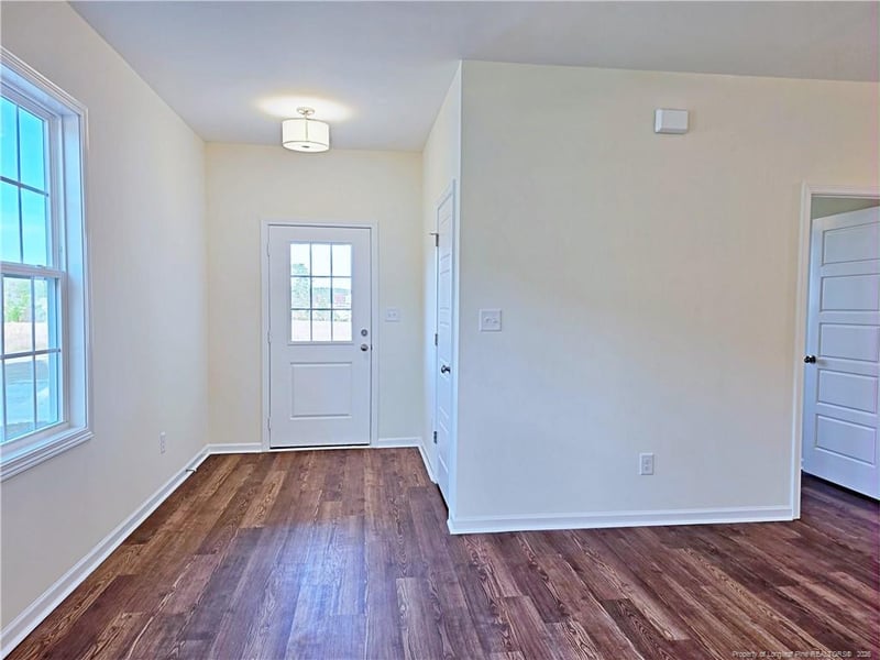 1822 Fordham Dr, Fayetteville, NC 28304
