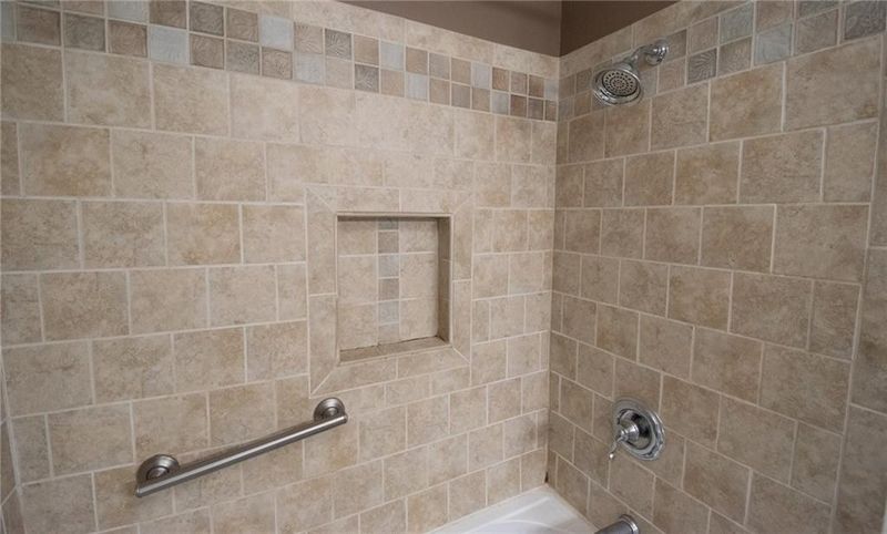 1822 Keogh St, Burlington, NC 27215
