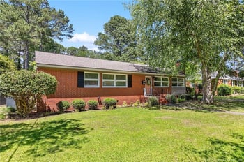 1822 Manteo St, Fayetteville, NC 28303