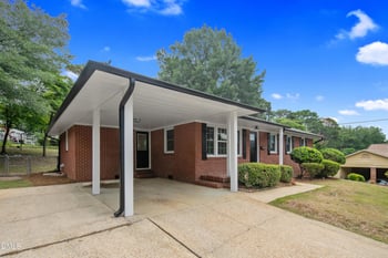 1823 Cascade St, Fayetteville, NC 28301