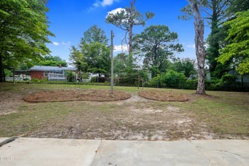 1823 Cascade St, Fayetteville, NC 28301