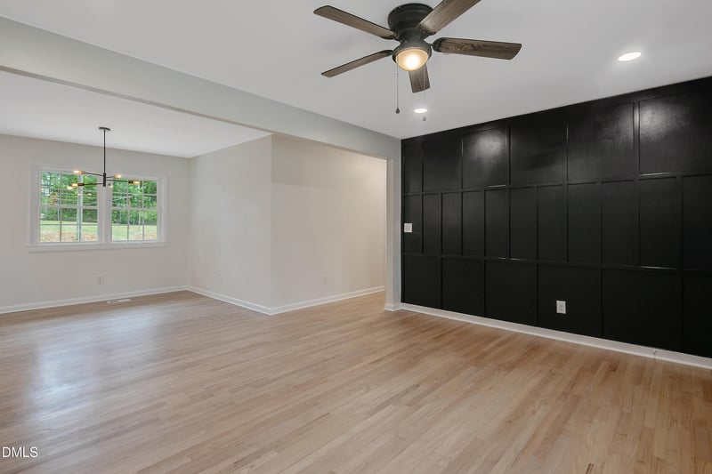 1823 Cascade St, Fayetteville, NC 28301