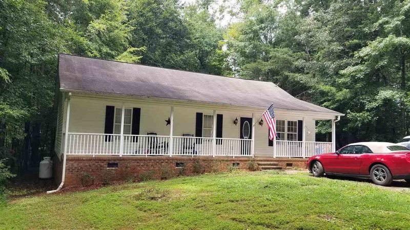 1824 Daniels Farm Rd, Mebane, NC 27302