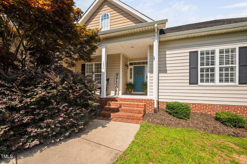 1824 Ferrell Meadows Dr, Zebulon, NC 27597