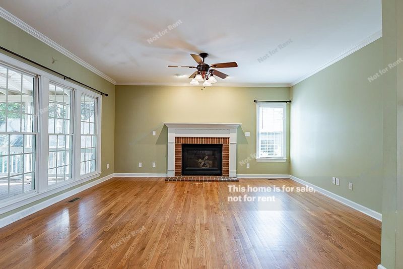1825 Falls River Ave, Raleigh, NC 27614