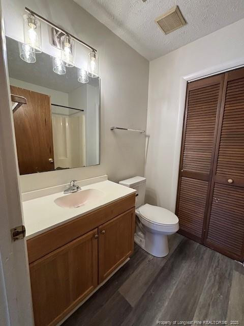 1825 Tryon Dr, Fayetteville, NC 28303