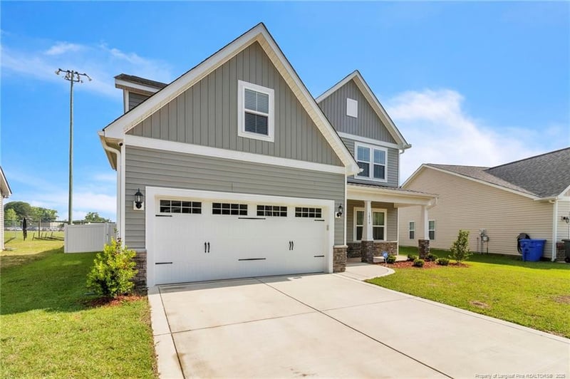 1826 Bluffside Dr, Fayetteville, NC 28312