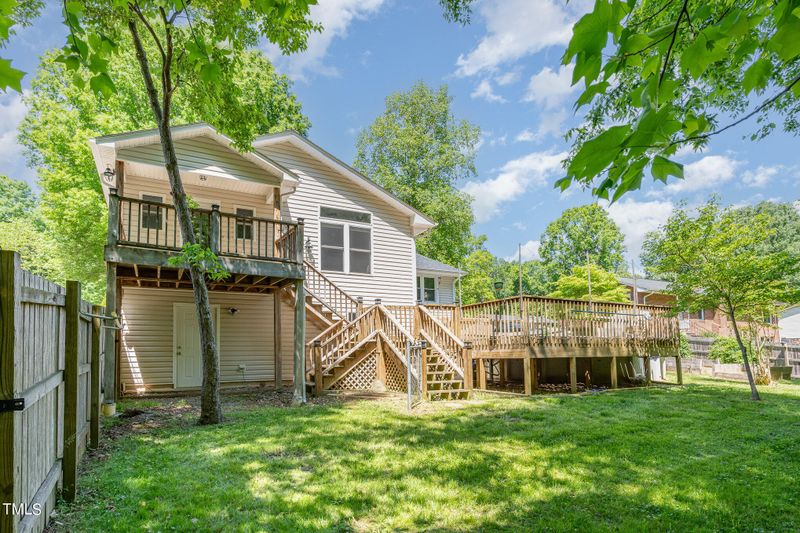 1826 Broadway Dr, Graham, NC 27253