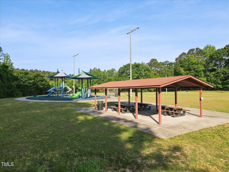 1826 Heisser Ln, Fuquay Varina, NC 27526