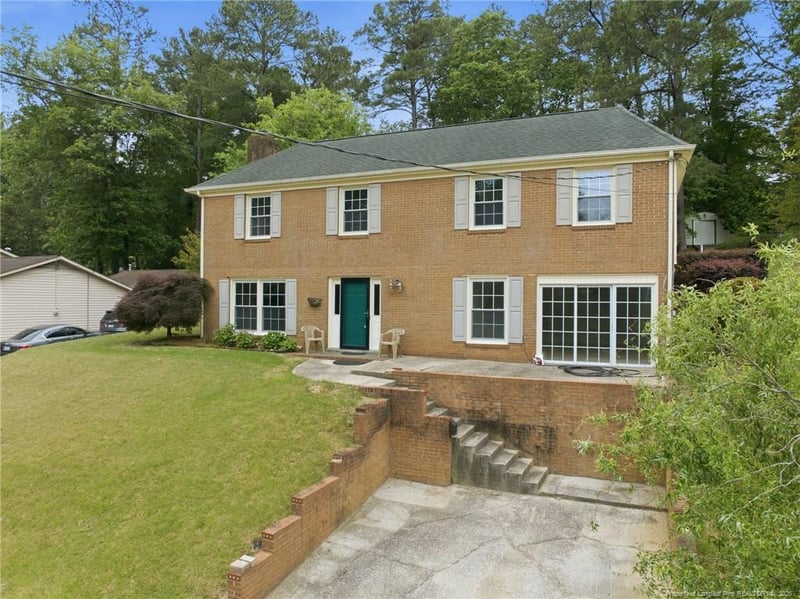 1827 Spruce St, Fayetteville, NC 28303