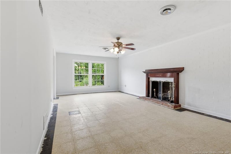 1827 Spruce St, Fayetteville, NC 28303