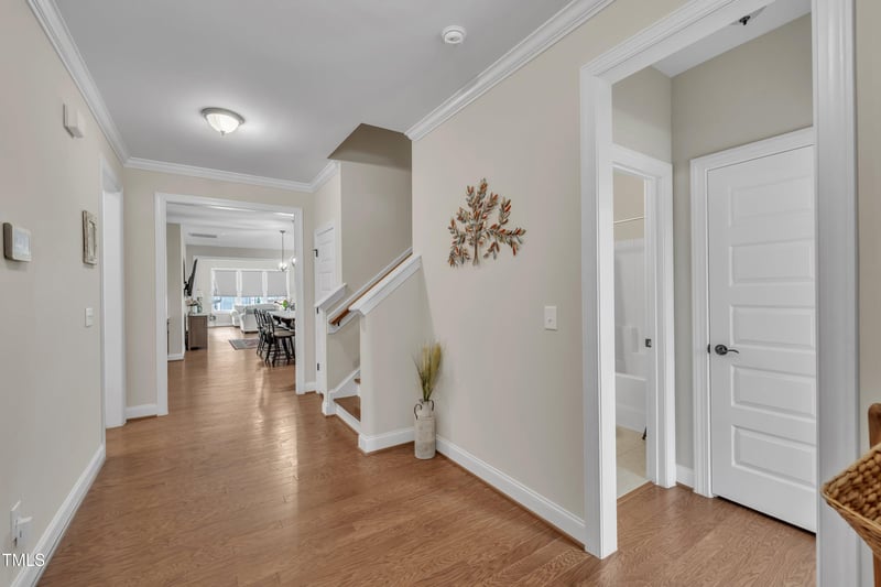 1828 Farm Pond Trl, Durham, NC 27703