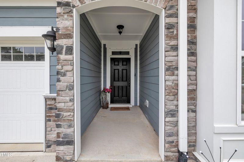 1828 Farm Pond Trl, Durham, NC 27703