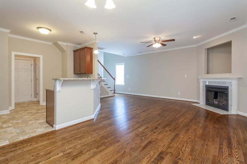 1828 Mayridge Ln, Raleigh, NC 27610