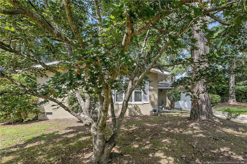 1828 Notre Dame Pl, Fayetteville, NC 28304