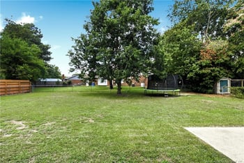 1828 Rivergate Rd, Fayetteville, NC 28304