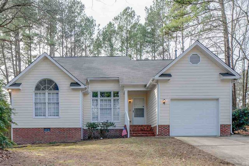 1828 Teabrook Ct, Raleigh, NC 27610