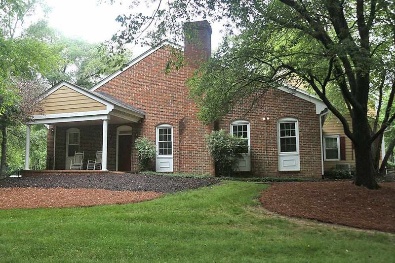 1829 E Franklin St #100-A, Chapel Hill, NC 27514