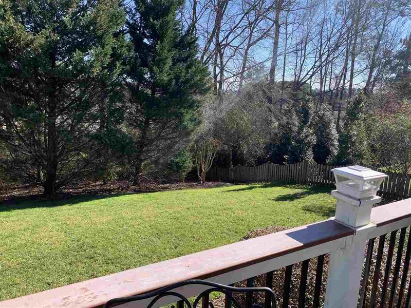1829 Old College Cir, Wake Forest, NC 27587