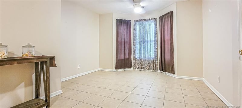 1829 Swann St, Fayetteville, NC 28303