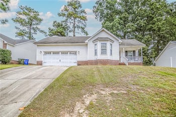 1829 Swann St, Fayetteville, NC 28303