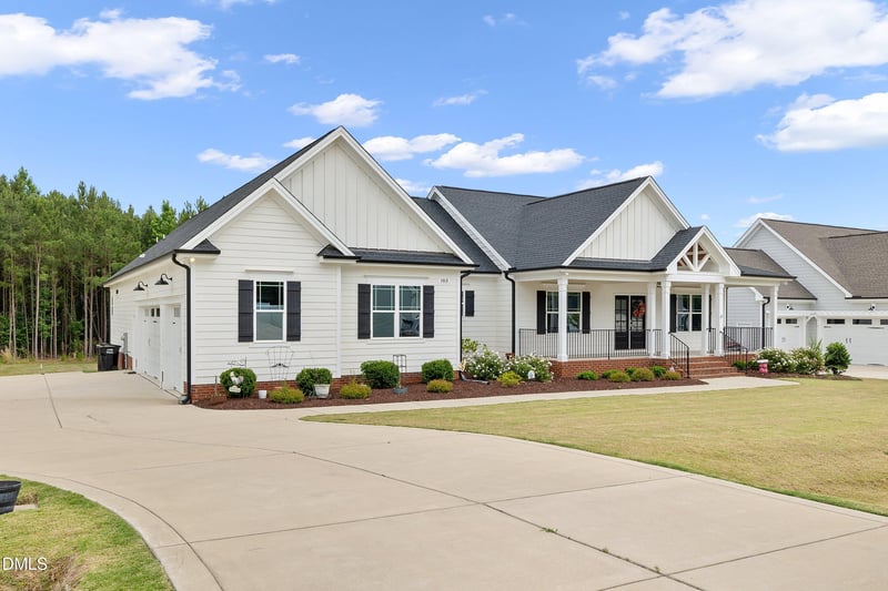 183 Batten Hill Ln, Selma, NC 27576