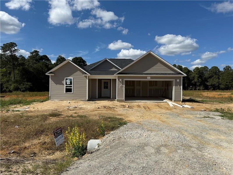 183 Boston River Dr, Dunn, NC 28334