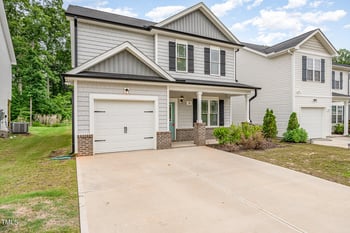 183 Diploma Dr, Clayton, NC 27520