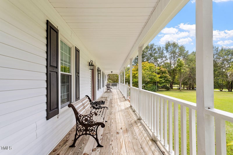 183 Lake Eva Marie Dr, Raleigh, NC 27603