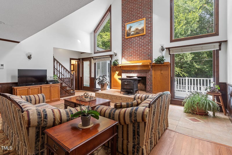 183 Lake Eva Marie Dr, Raleigh, NC 27603
