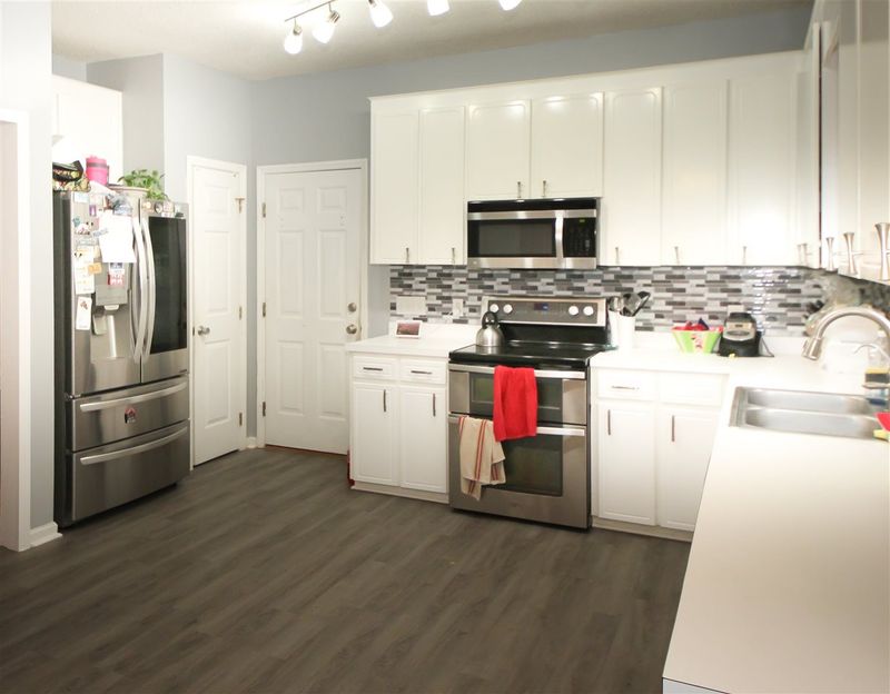 183 Palmer Dr, Clayton, NC 27527