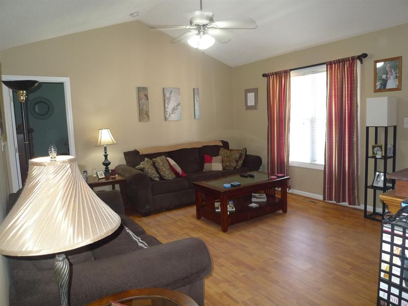 183 Percheron Dr, Zebulon, NC 27597